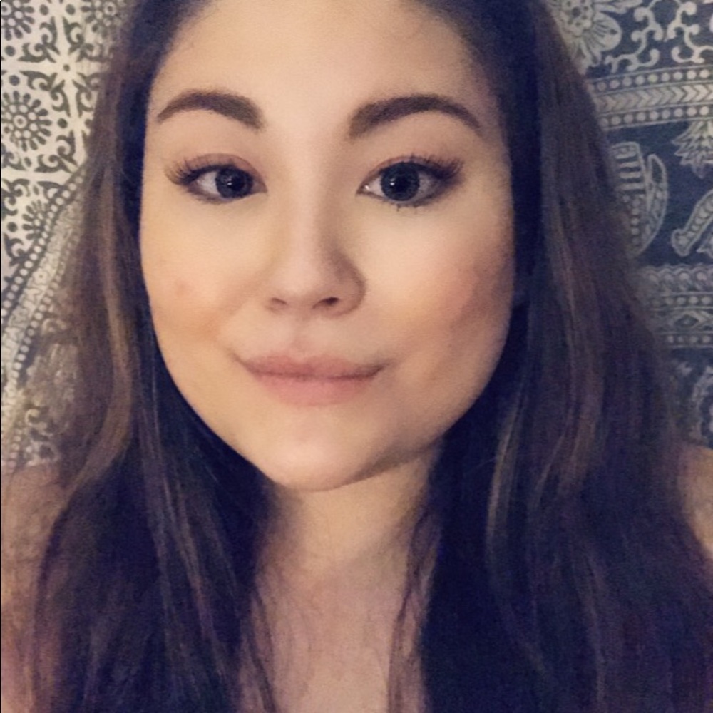 Meet your Posher, Brittany